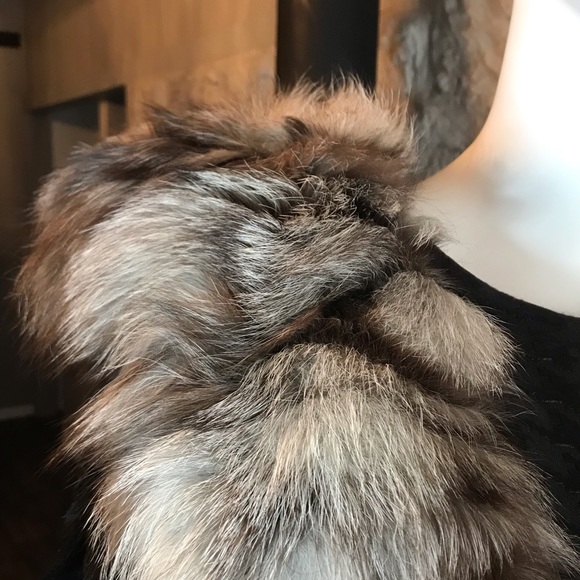Natural Rabbit fur cloak - Picture 6 of 10